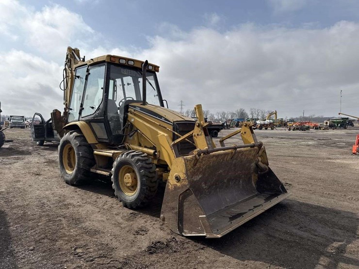 caterpillar-426c-image-6