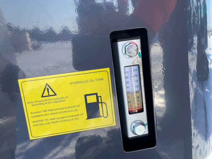 #5373-•-mx15rx-mini-excavator-image-9