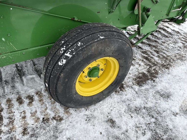 john-deere-348-image-8