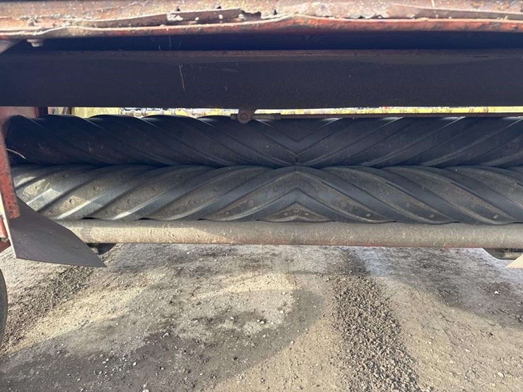 new-holland-489-image-9