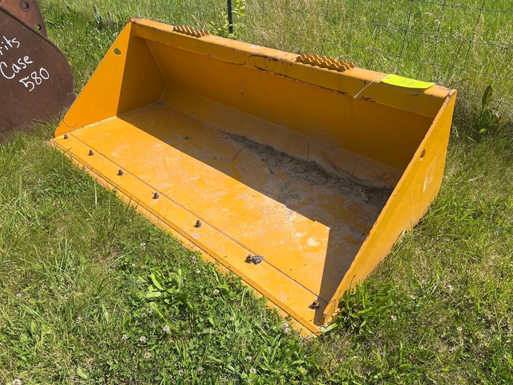 72"-severe-duty-bucket-image-1