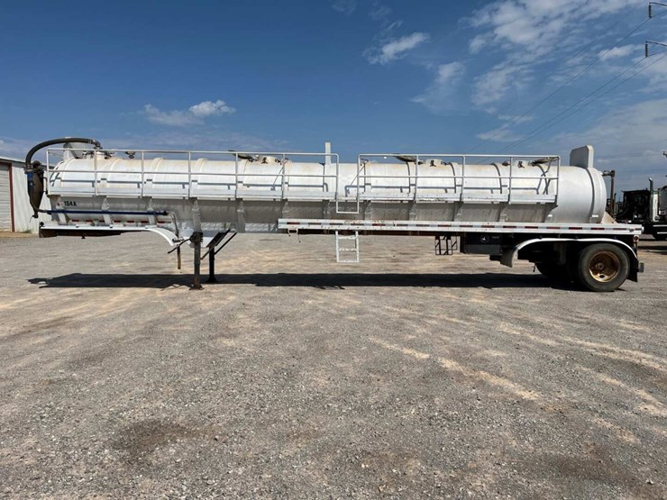 2004-dragon-150-bbl-aluminum-vacuum-trailer-image-8
