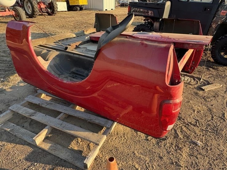 ford-super-duty-truck-box-image-1