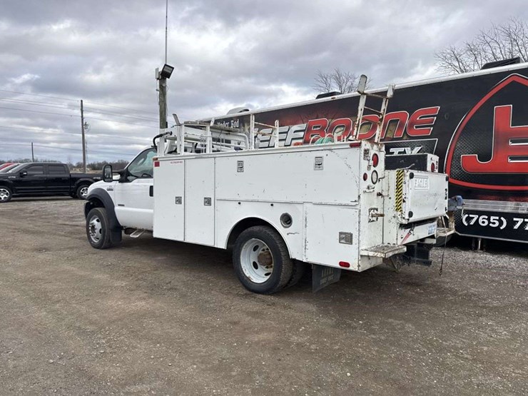 2007-ford-f550-image-3