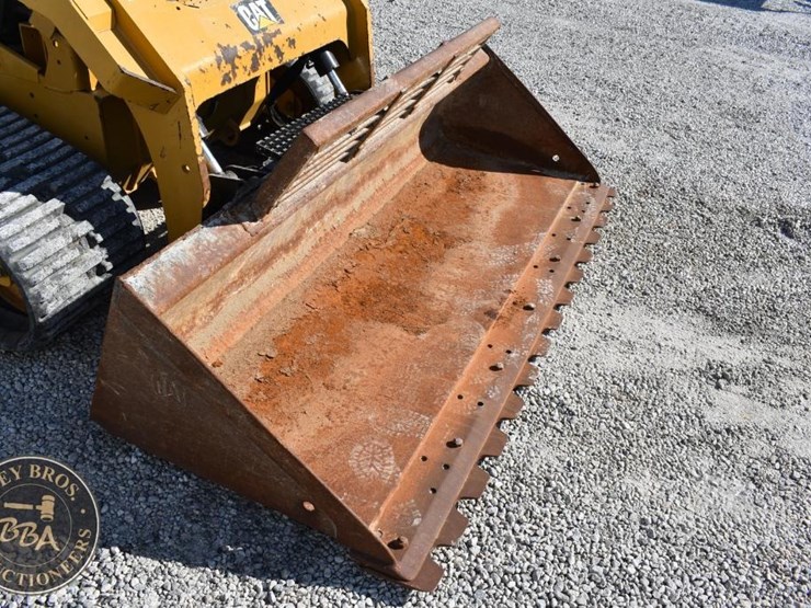 2018-caterpillar-299d2-image-25