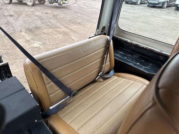 1992-jeep-wrangler-image-17