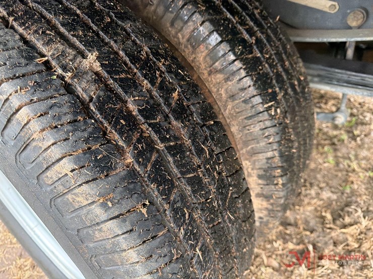 2019-ford-f350-xl-image-12