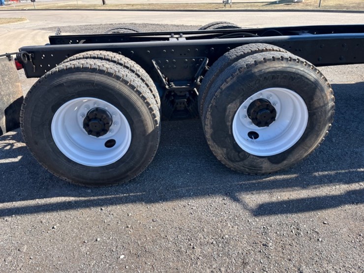 2008-international-workstar-7600-image-14