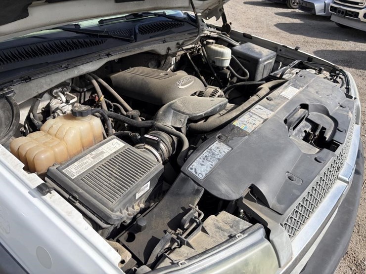 2003-chevrolet-2500-image-7