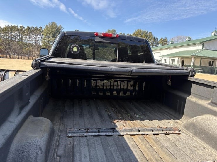 2012-gmc-sierra-2500-image-7