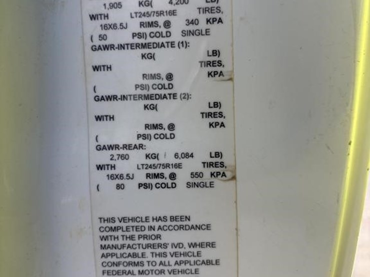 2010-chevrolet-2500-image-13