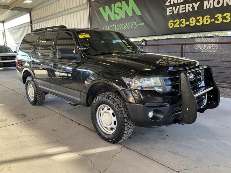 2016-ford-expedition-image-2