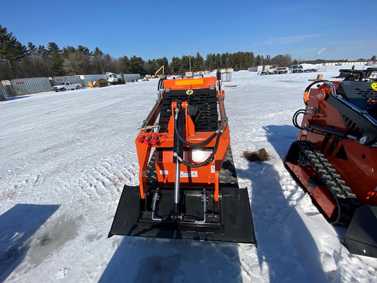 #5338-•-ats-2025-mini-skid-steer-loader-t460-image-5