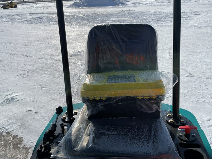 #5368-•-qh12r-mini-excavator-image-10