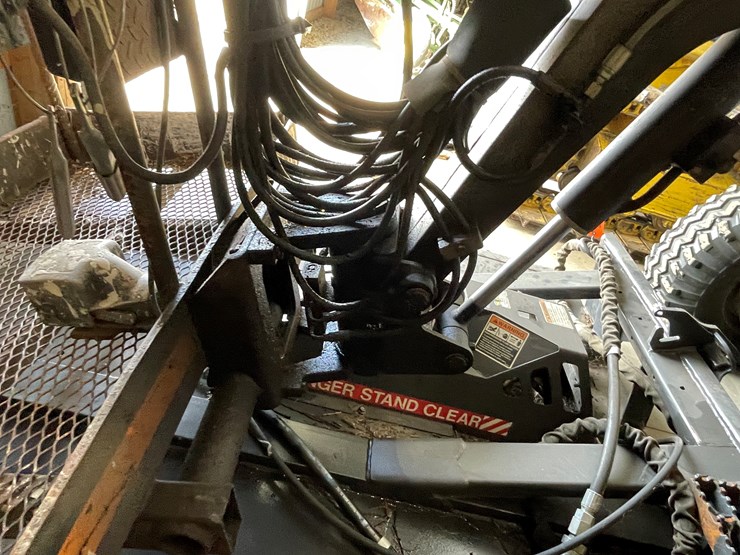 #7569-•-simon-lift-image-11