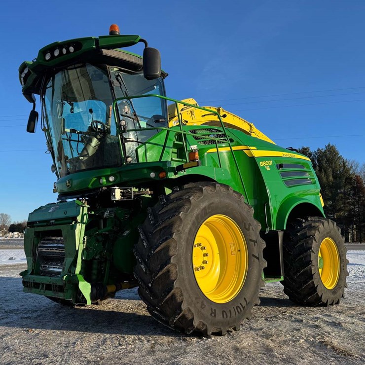 2018 JOHN DEERE 8800i
