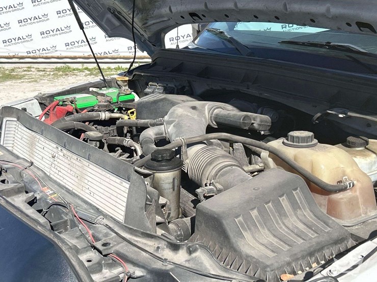 2016-ford-f550-image-8