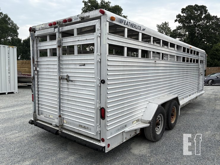 1995-featherlite-24-ft-image-5