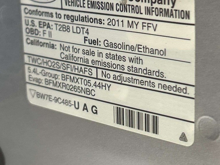 2011-ford-expedition-image-10