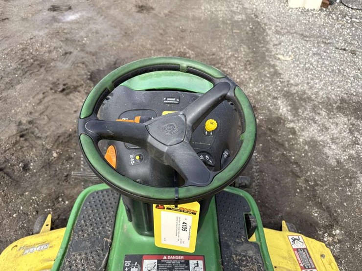 john-deere-190-image-13