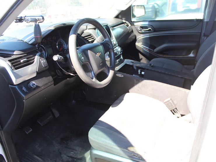 2016-chevrolet-tahoe-image-7