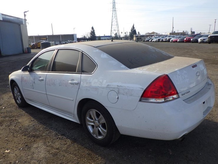 2013-chevrolet-impala-sedan-image-5