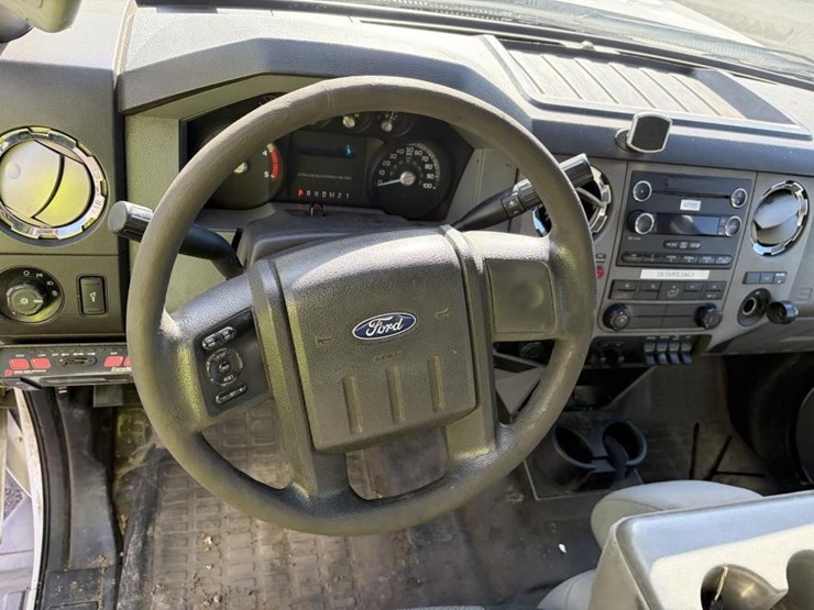 2012-ford-f550-sd-image-12