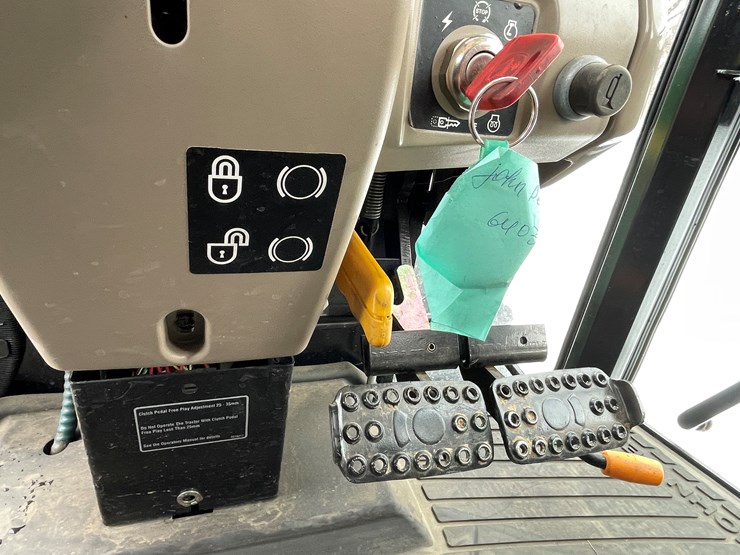 2007-john-deere-6403-image-46