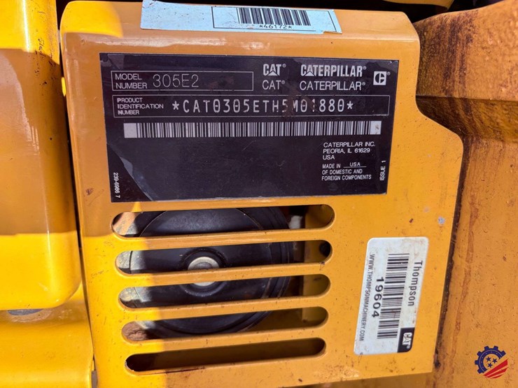 2016-cat-305e2-mini-excavator-image-44