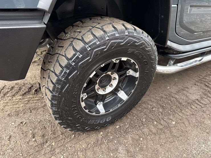 2005-hummer-h2-image-10