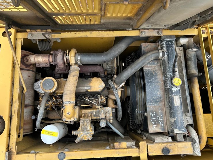 caterpillar-311c-image-19