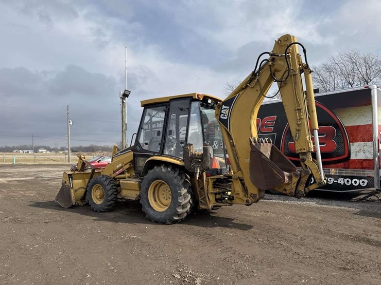 caterpillar-426c-image-3