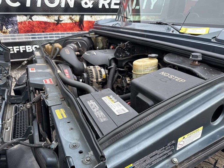 2005-hummer-h2-image-18