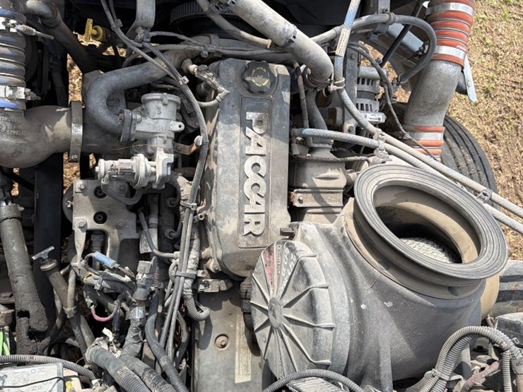 2018-peterbilt-337-image-20