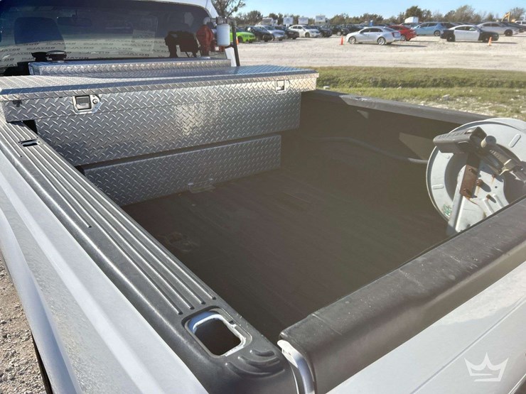 2016-ford-f250-image-21