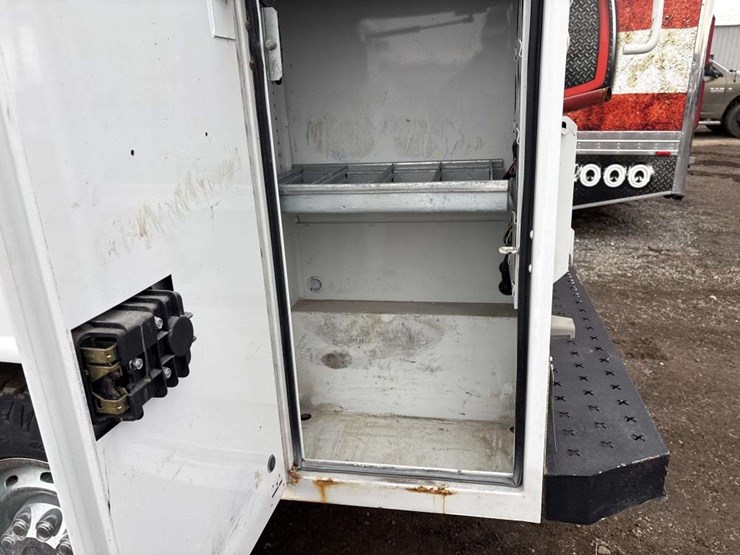 2012-dodge-ram-2500-image-18