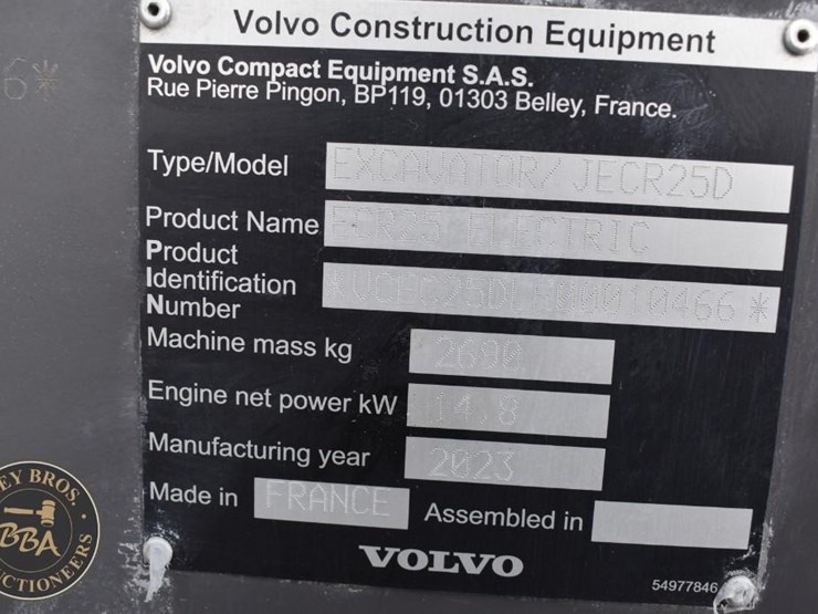 2023-volvo-ecr25-electric-image-24
