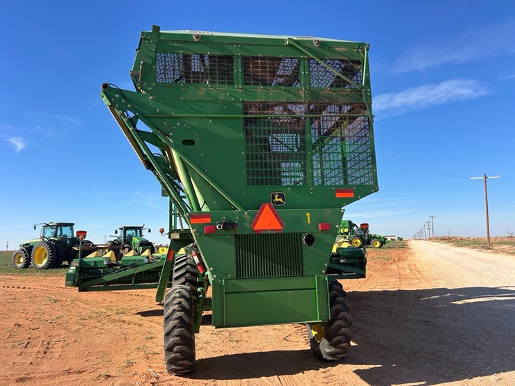 john-deere-7460-image-4