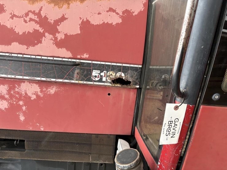 case-ih-5130-image-9