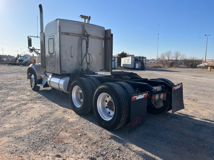 2007-kenworth-t800-image-7