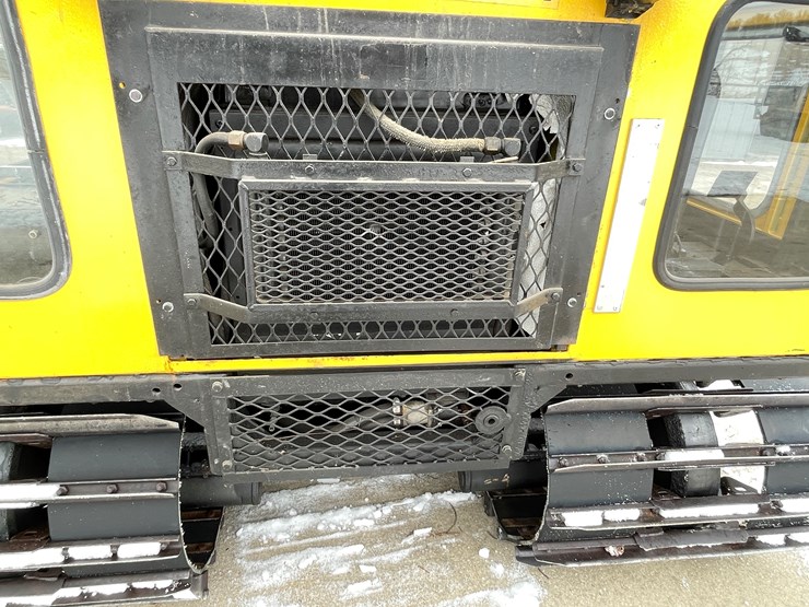 #7566-•-bombardier-snowcat-image-10