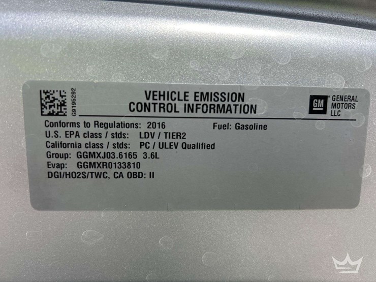 2016-cadillac-xts-sedan-image-10