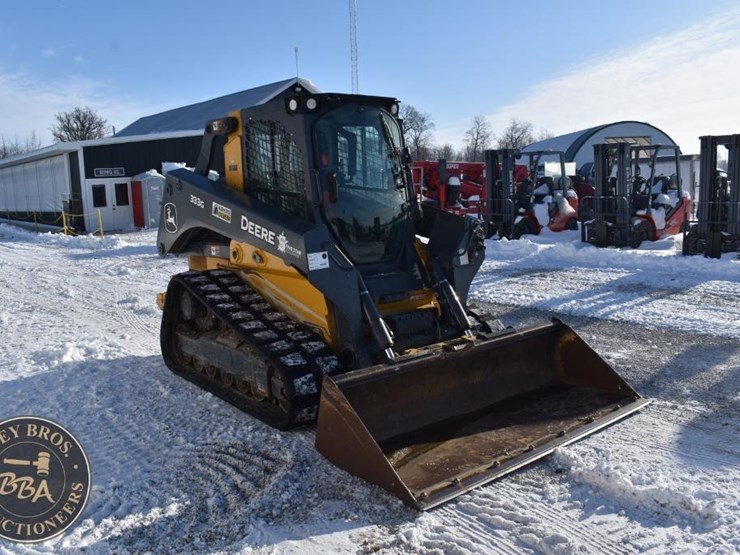 2023-deere-333g-image-16