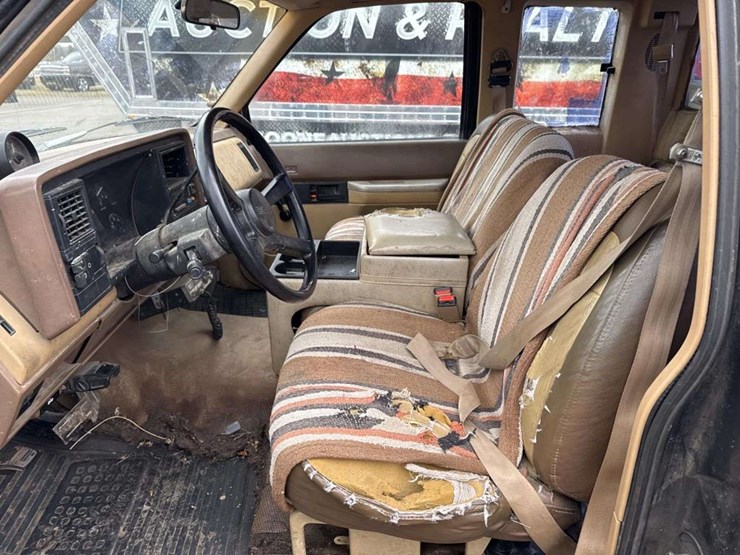 1988-gmc-2500-image-11