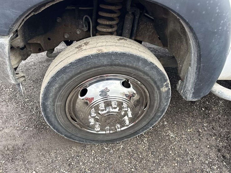 2013-ford-f450-image-7