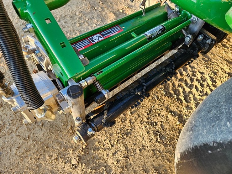 john-deere-6080a-image-10