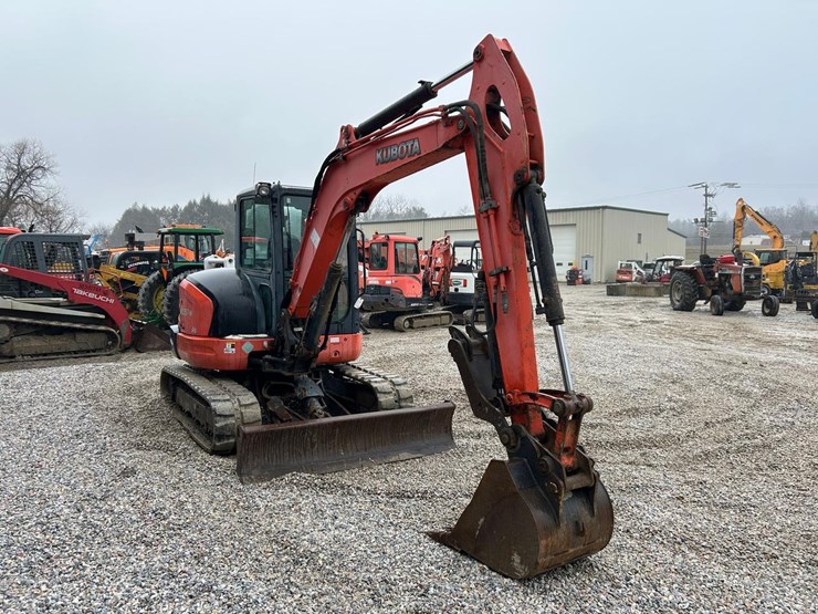 kubota-kx057-image-5
