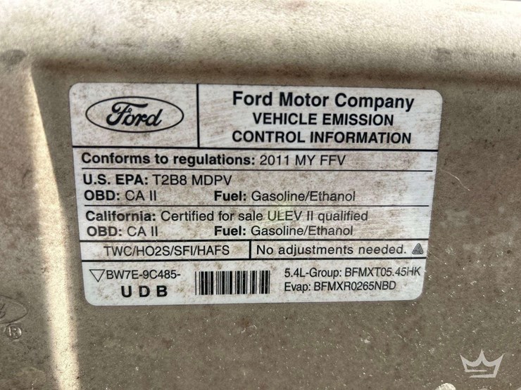 2011-ford-e350-image-10