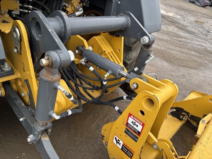 deere-210lep-image-20