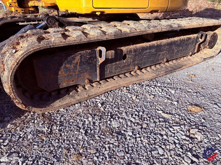 2016-cat-305e2-mini-excavator-image-28